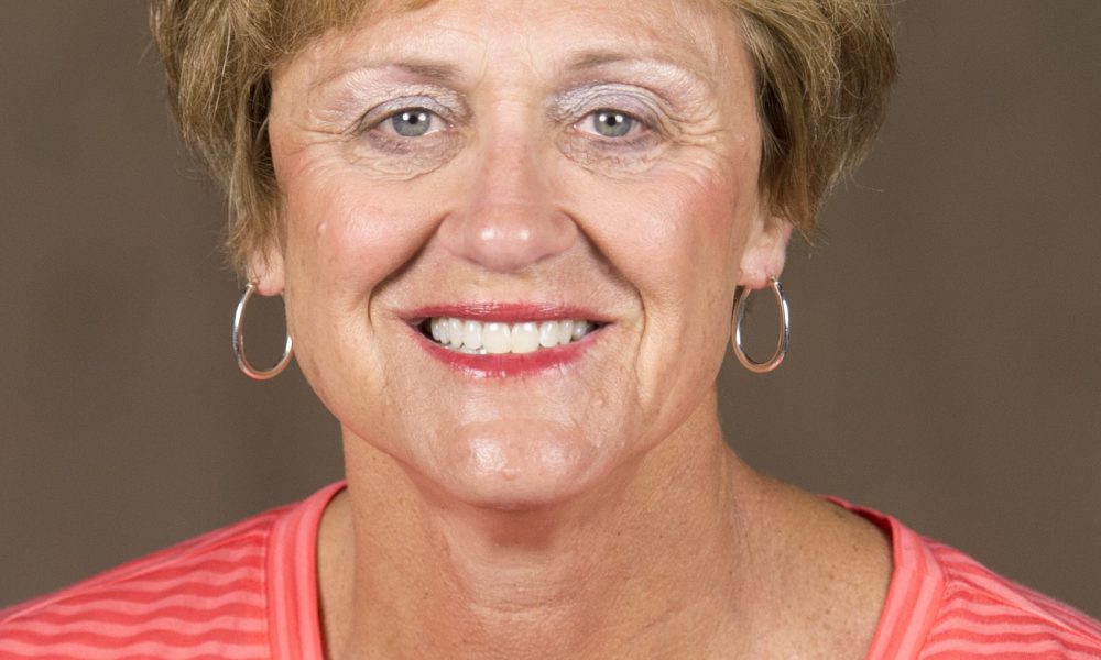 KATHY HARSTON TO RECEIVE HARLEY REDIN COACH’S AWARD